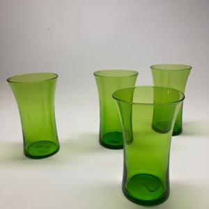 Set of 4 modern emerald green water glasses 