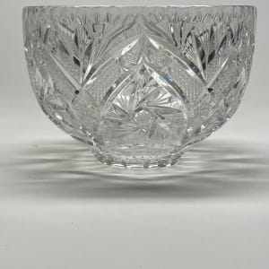 Cut glass bowl 