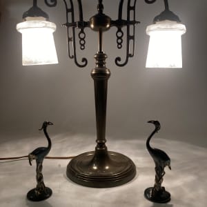 Art Deco style table lamp with 2 shades 