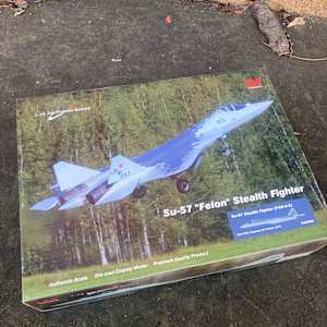 Sukhoi SU-57 "Felon" Stealthfighter die cast toy plane 