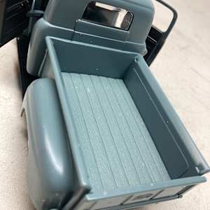 Die cast pick up truck 
