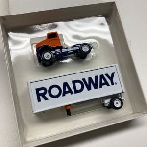 WINROSS die cast ROADWAY truck 