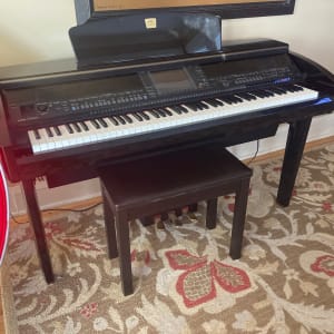 Yamaha Clarinova CVP 409 piano