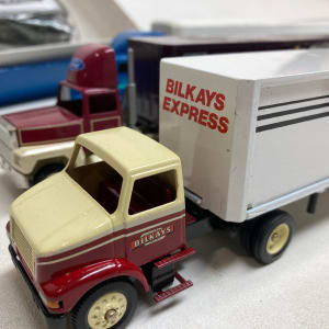 die cast trucks by die cast 