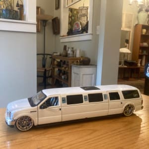 Die cast white limousine 