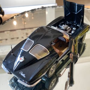 Die cast vintage Corvette 