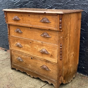 Primitive 4 drawer chest 