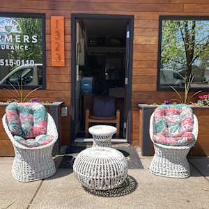 vintage wicker round ottoman 