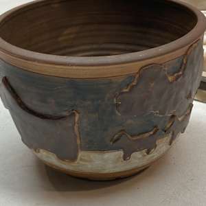 Pottery bowl with dogs by PIPER 