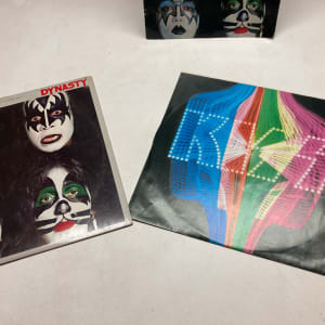 Kiss album and poster book 