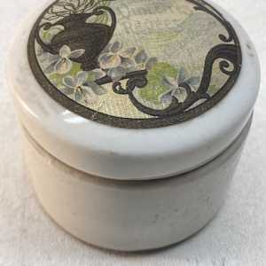 French small porcelain French perfume dish 