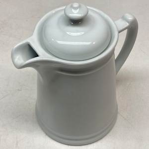 Ironstone 1 quart pitcher with lid 