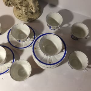Avenir porcelain cups and saucers 
