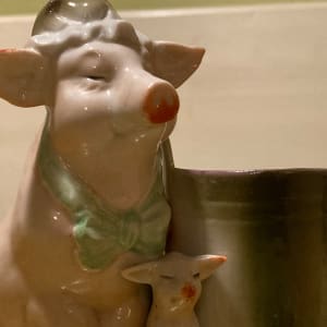 Pig toothpick holder 