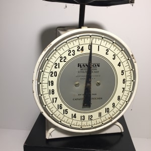 vintage Hansen kitchen scale