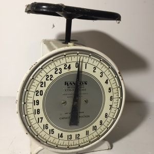 vintage Hansen kitchen scale 