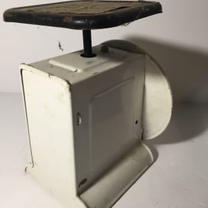 vintage Hansen kitchen scale 