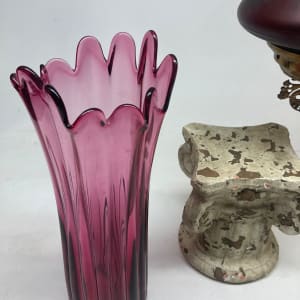 Raspberry glass finger vase 