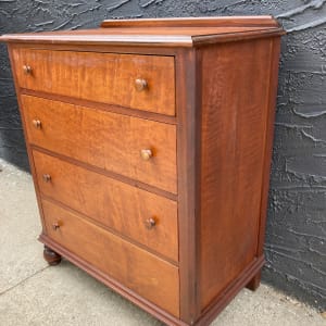 4 drawer maple chest 