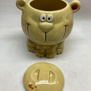 yellow lion pottery cookie jar 