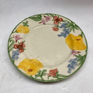 Two Franciscan dinner plates 