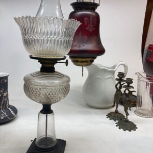 Victorian kerosene table lamp with clear base 