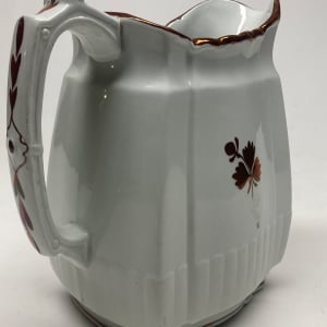 Tea leaf  porcelain pitcher 