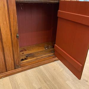 Primitive dry sink 