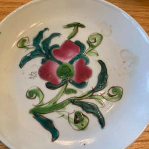 8 matching Asian plates 