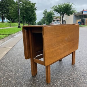 Oak drop leaf table 