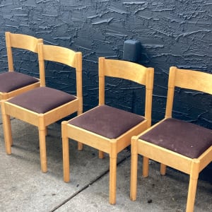 Set of 4 maple chairs 