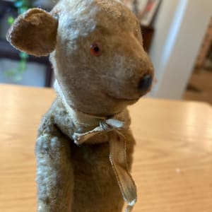 Vintage wind up teddy bear with metal feet 