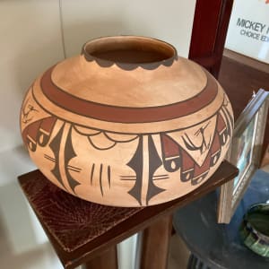 Native American pottery vase 
