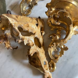 hand carved Italian gold guilt wall shelves 