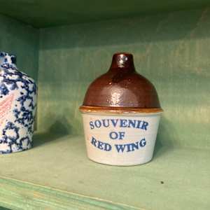 Red Wing souvenir bean pot 