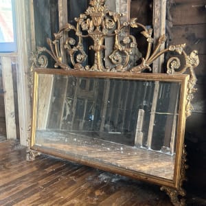 Traditional gold mirror 