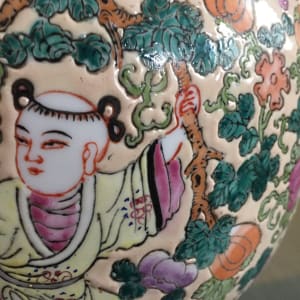 Chinese polychrome vase 