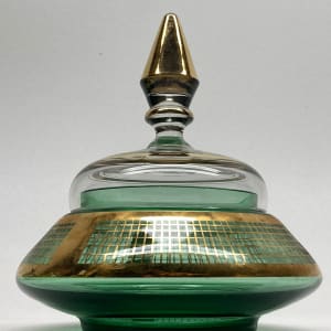 Green glass Art Deco Perfume covered powdered dish 