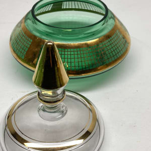 Green glass Art Deco Perfume covered powdered dish 