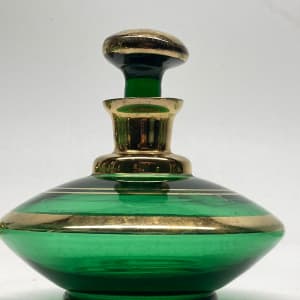 Green glass Art Deco Perfume bottle with stopper 