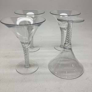 Set of 4 art glass martini glasses with twist stem 