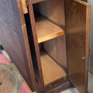 Oak drop leaf with storage 