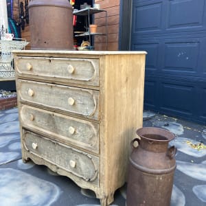 Primitive 4 drawer chest 