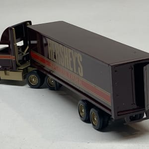 WINROSS die cast HERSHEYS semi toy truck 