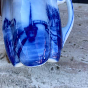 Delft pitcher 