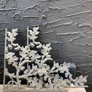 cast iron oak leaf brackets 