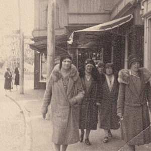 Grand Tour Grouping by Various 