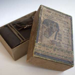 Razor Stropper by Lewis Razors