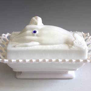 Covered Dish by Atterbury Glass Company, Image 5.