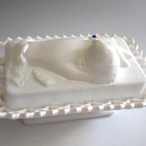 Covered Dish by Atterbury Glass Company, Image 1.